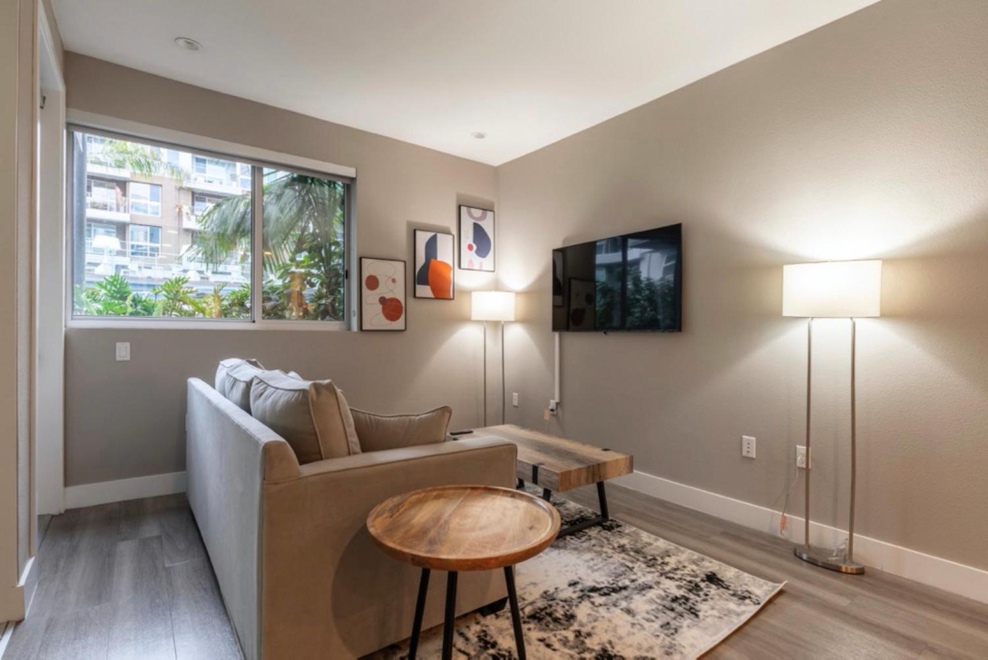 Appartement Brand New Luxury Weho Avl